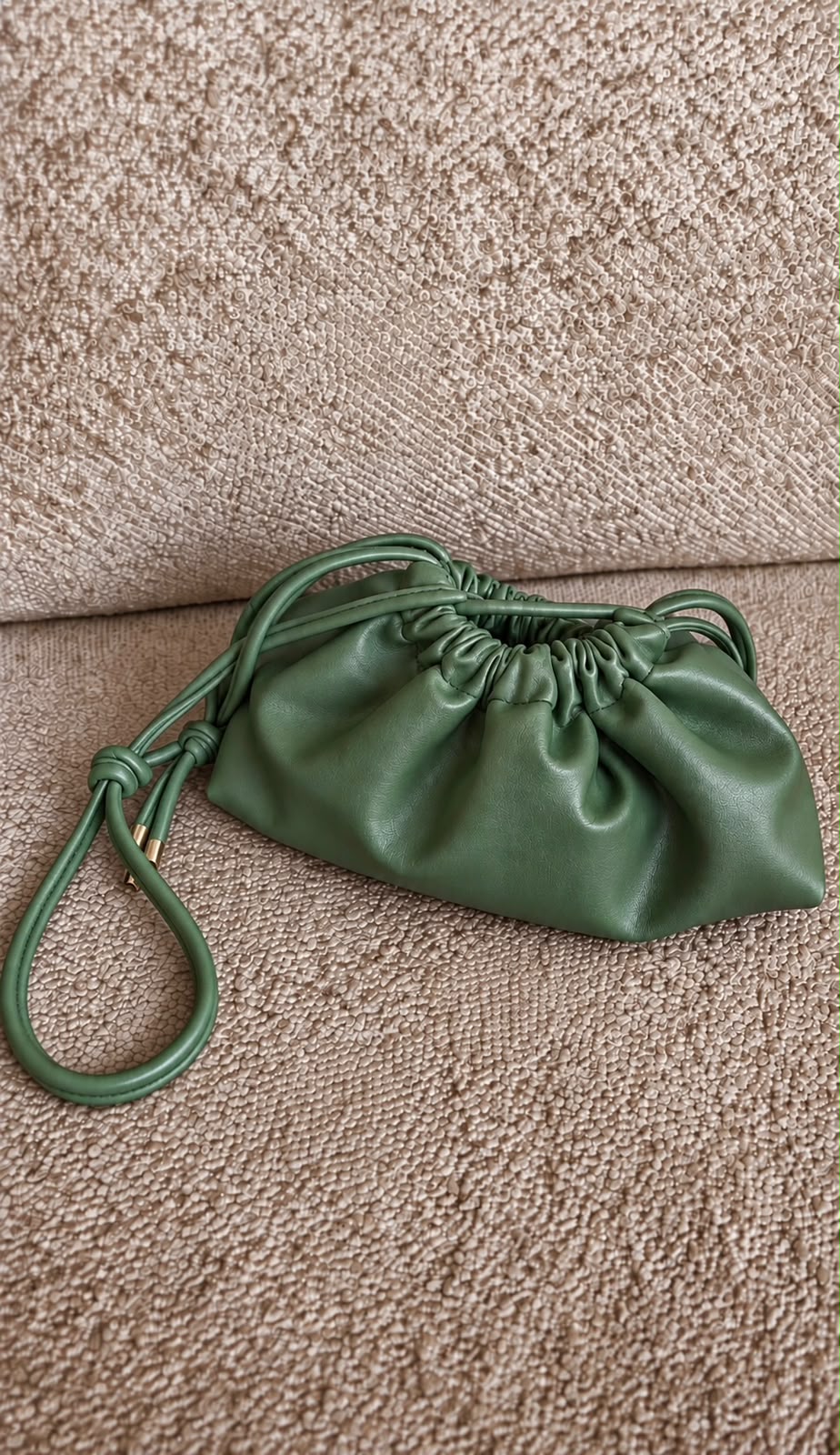BOLSO CACHATINA - AMARA BAG - CONFECCION VERDE OLIVA