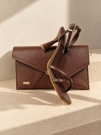 BOLSO CACHATINA - SOBRE FIESTA - CUERO CHOCOLATE