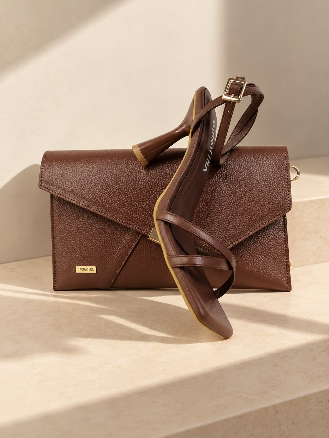 BOLSO CACHATINA - SOBRE FIESTA - CUERO CHOCOLATE