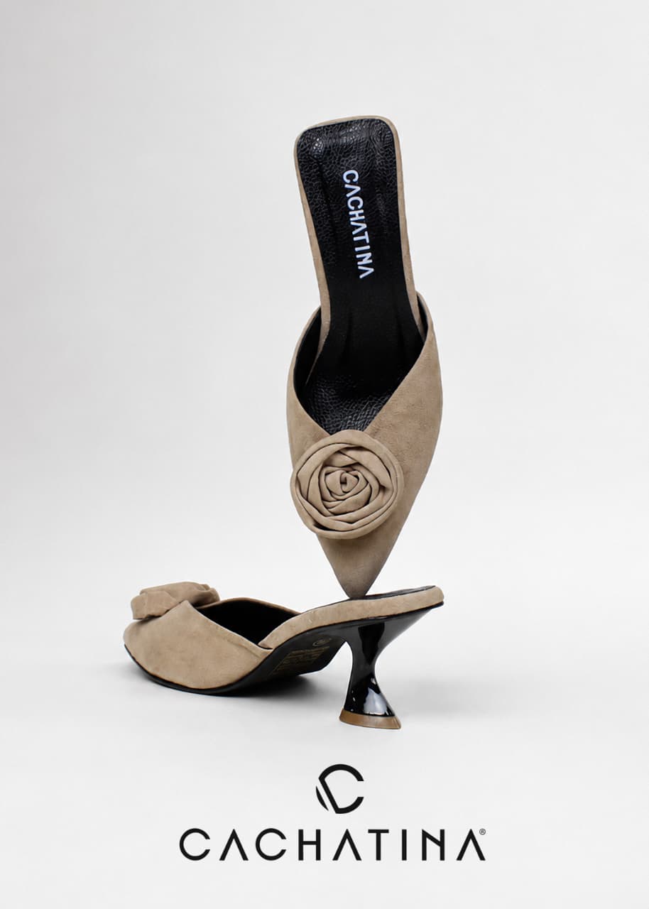 STILETO VELA - GAMUZA ARENA X NEGRO - ALTURA 5.5 (8 CM)