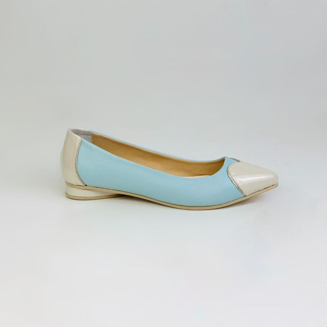 CALZADO CACHATINA - SANDALIA BALETA MUJER - ABBA - CUERO CHAROL TALCO X CELESTE