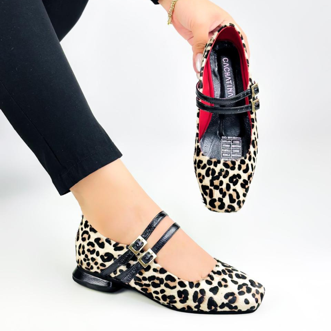 CALZADO CACHATINA - SANDALIA BALETA MUJER - EUGENIA - CUERO ANIMAL PRINT X ROJO/NEGRO
