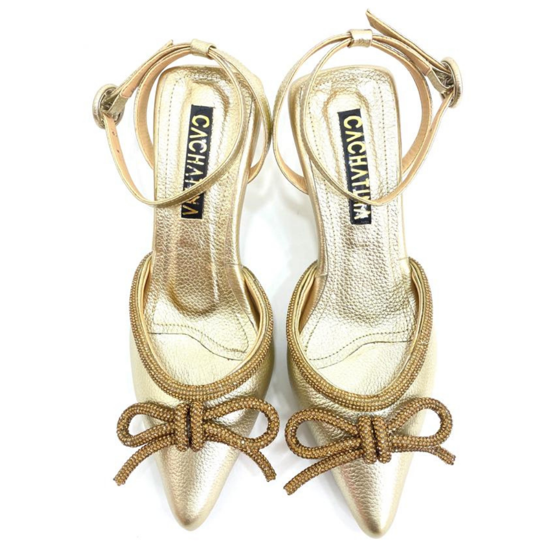 FABRIN - CALZADO CACHATINA - ESTILETO MUJER - CUERO DORADO - TACON 5.5 (8 CM)