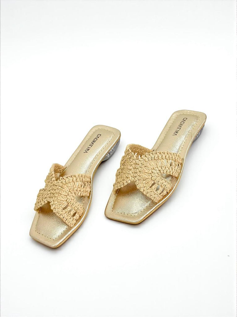 SANDALIA BELLE - FEDERICA DORADO X CAPELLADA - TACON 1.5 - PLANA -CALZADO CACHATINA