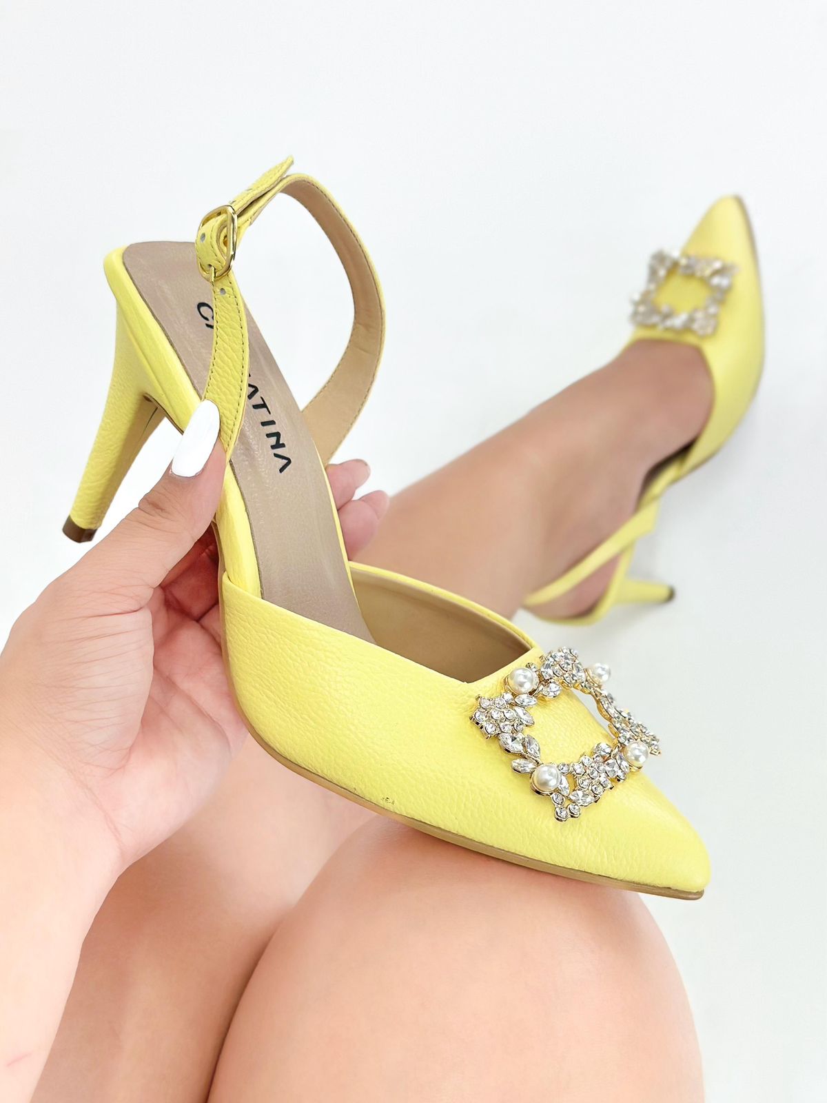 STILETTO LORE - CUERO BAMBIE AMARILLO PASTEL - TACON 7.5 - ESTILETO MUJER - CALZADO CACHATINA