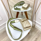 BOLSO CACHATINA - TRIXIE BAG - CUERO DORADO (RIATA VERDE X COLORES)