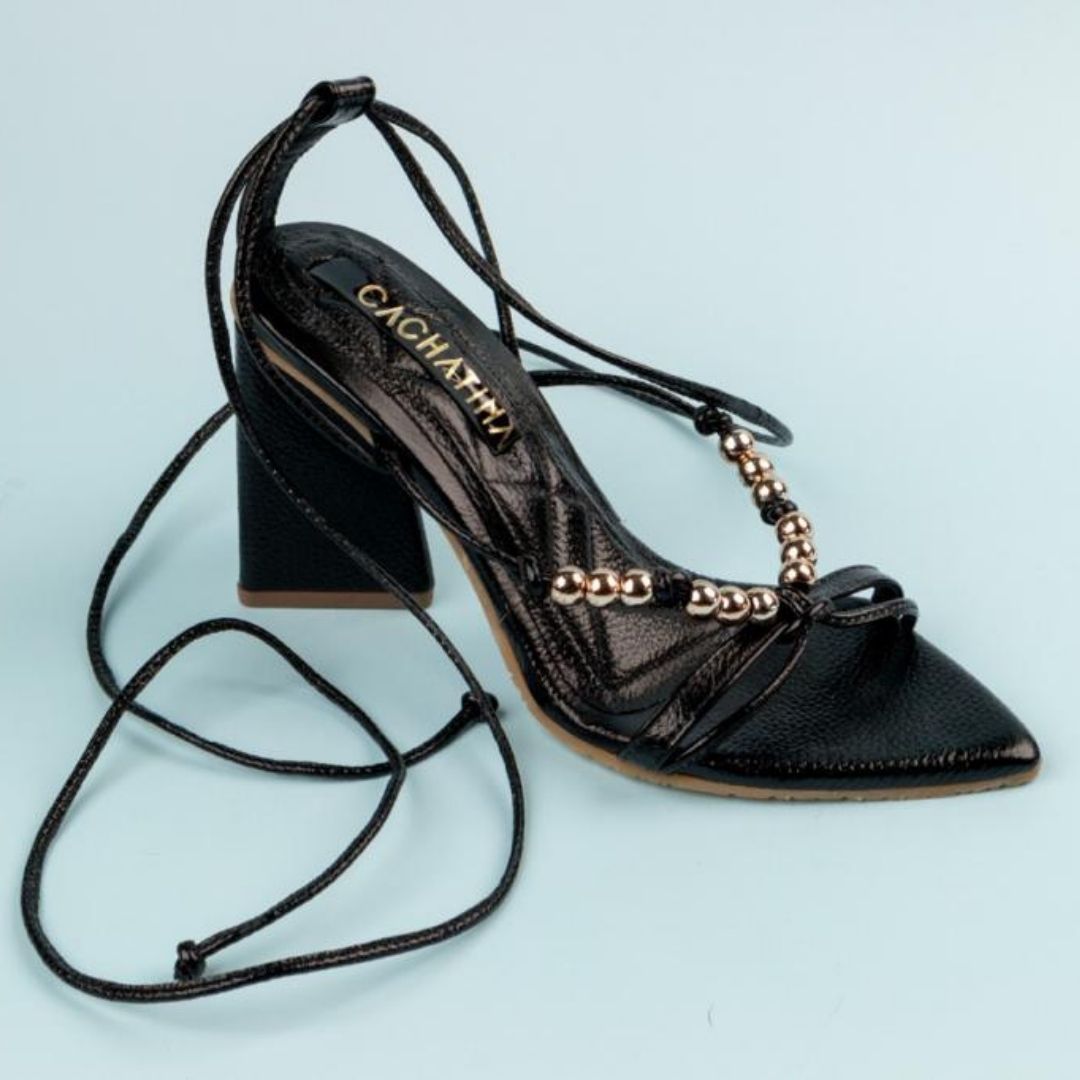 TACÒN - BUDAPE - 7.5 - CUERO NEGRO - CALZADO CACHATINA