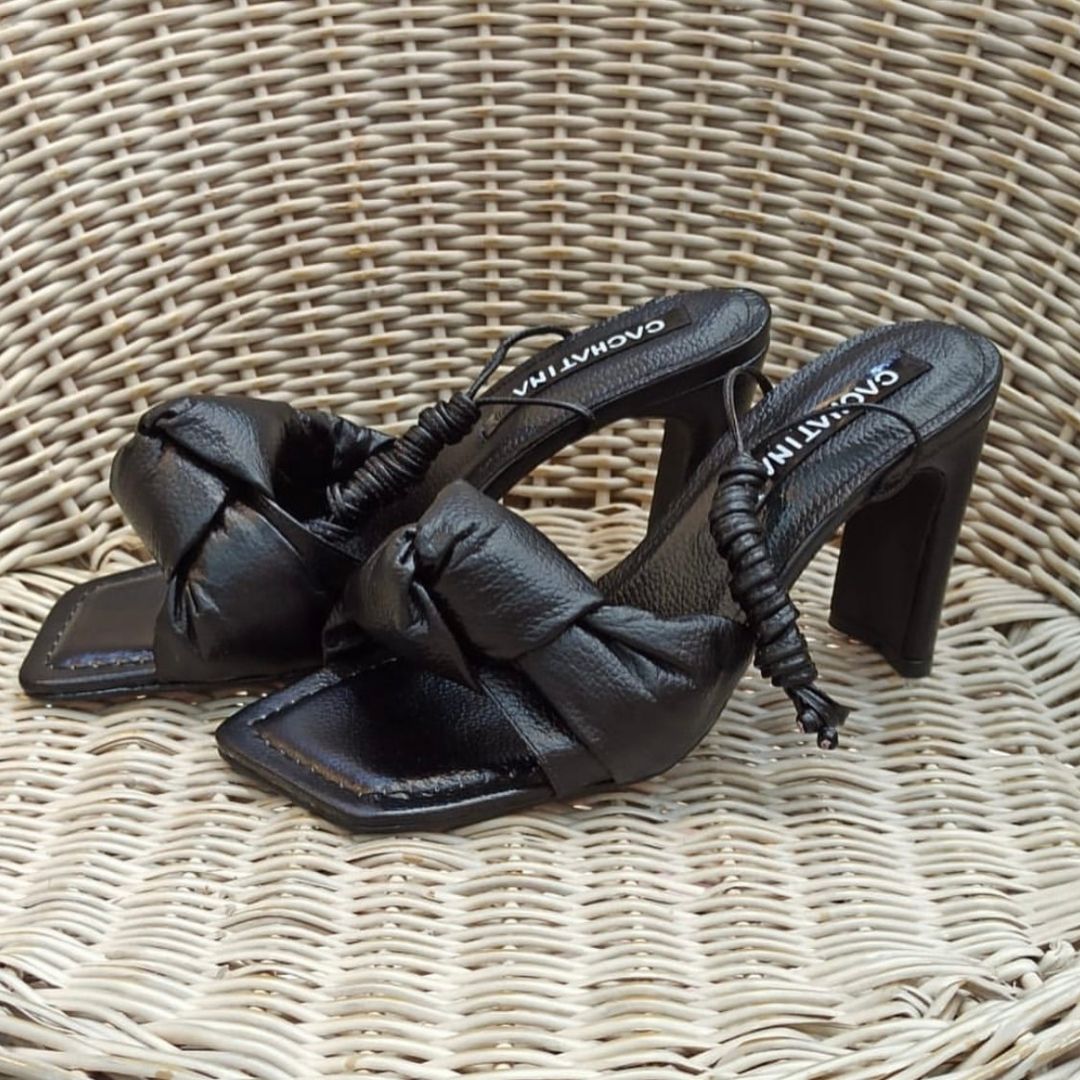 TACÓN - ELEANOR - 7.5 - CUERO NEGRO - CALZADO CACHATINA