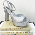 TACÒN - GRECIA - 12 CM - CUERO PLATEADO - CALZADO CACHATINA