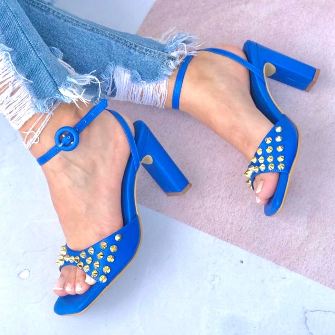 TACÒN ELEGANTE - VALKIRIA ALTURA 7 Y MEDIO - CUERO AZUL PRINCESA - CALZADO CACHATINA