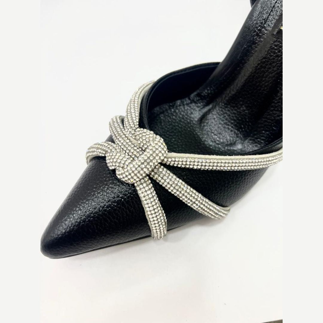 TACÒN - FINZA - 8.5 - CUERO NEGRO X PLATEADO - CALZADO CACHATINA